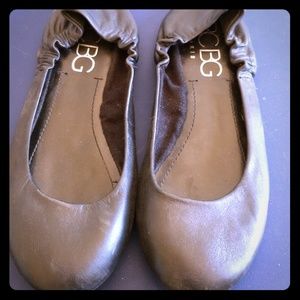 Bcbg black ballet flats